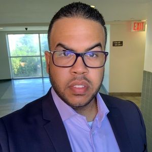 Meet your Posher, Freddy n.